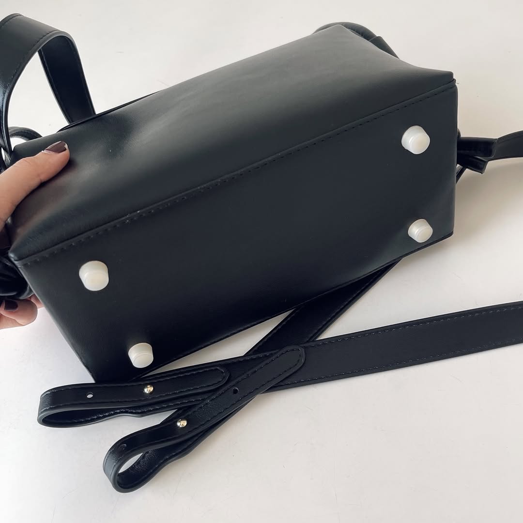 Bondi 25 PU - Black