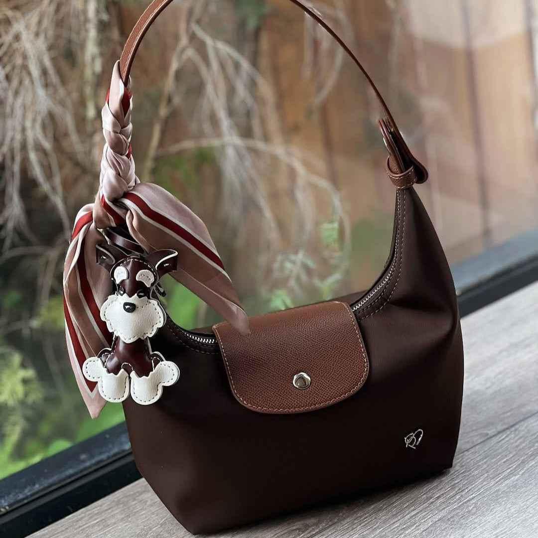 Moya - Chocolate