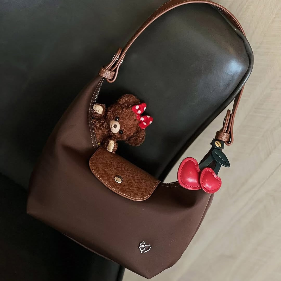 Moya - Chocolate