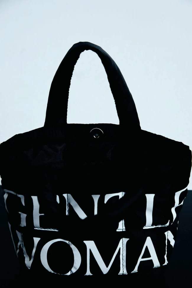 GW Small Puffer Bag (Black)