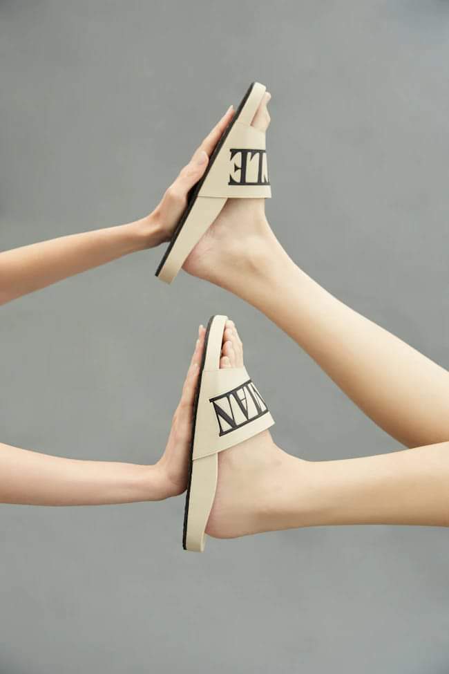 GW Slides (Cream)