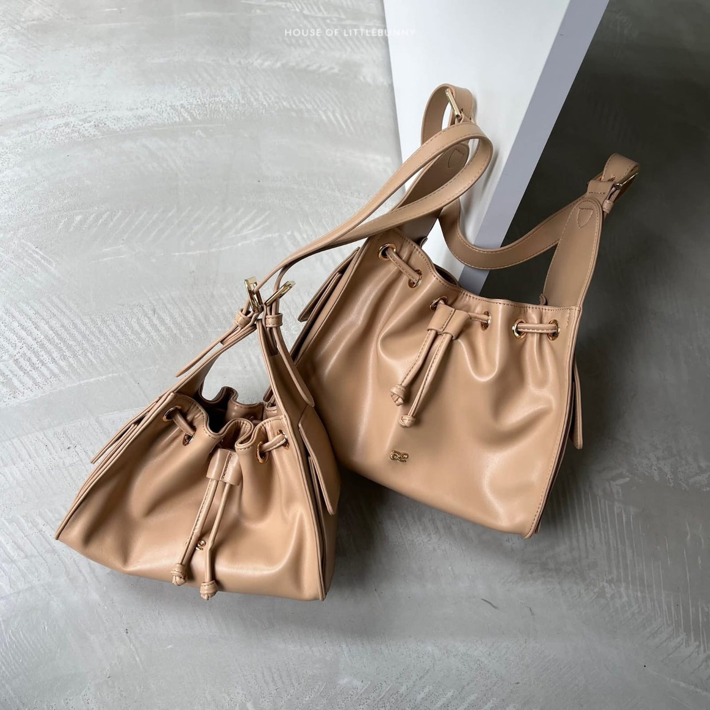 Yumi Bond Sleek PU - Tan